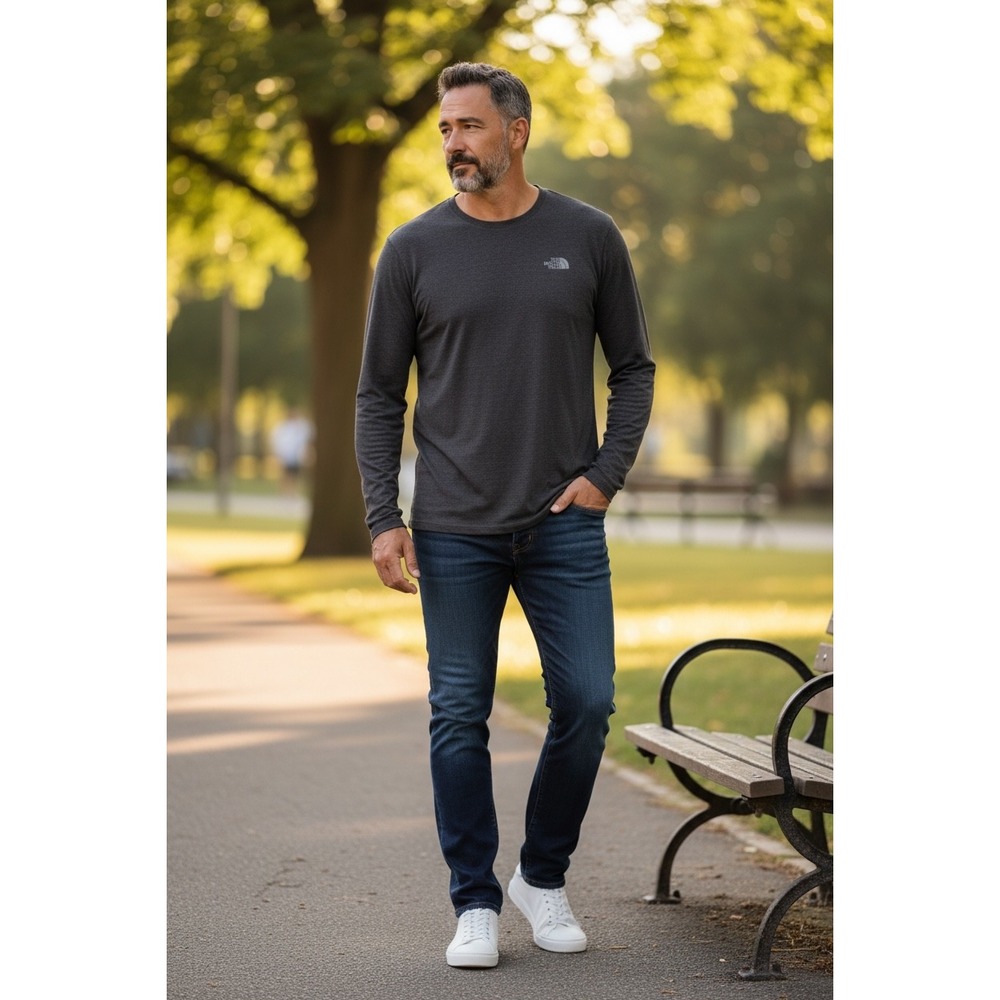 The‎ North Face Men's Charcoal Long Sleeve Tee